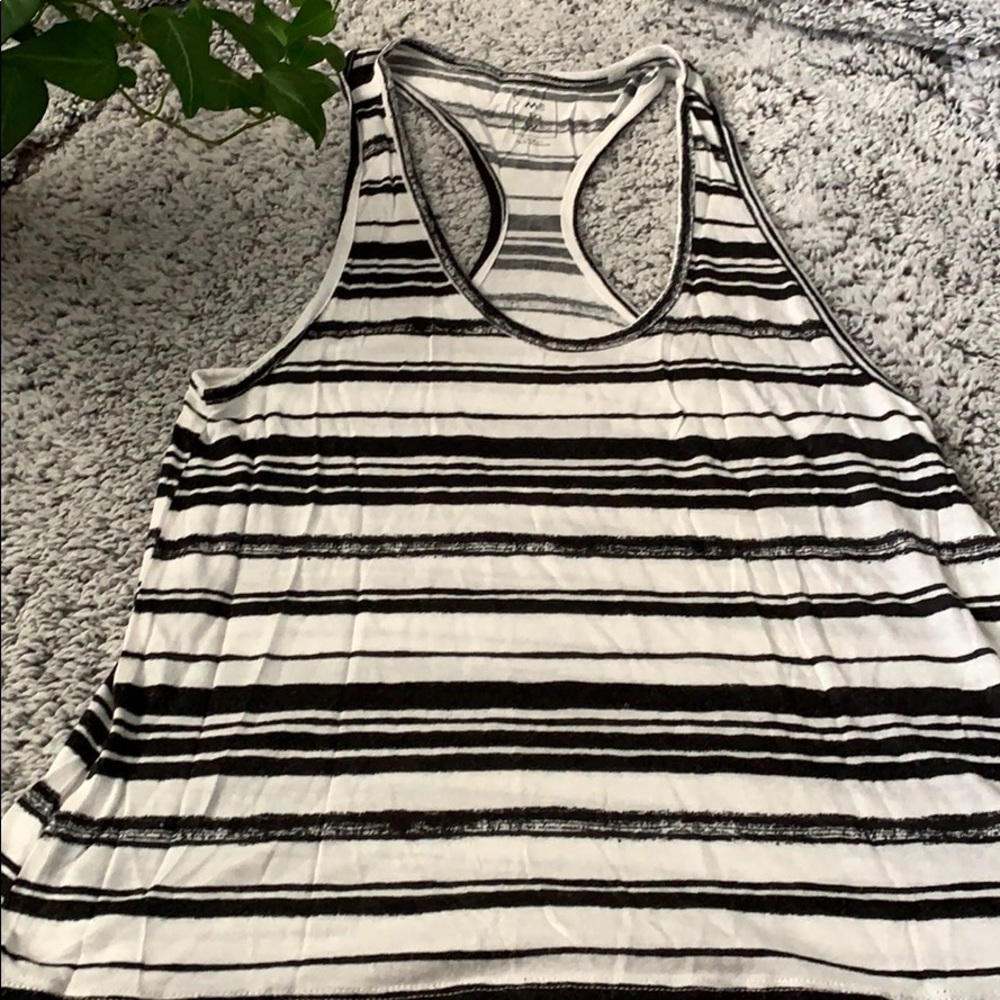 ✨ Me to we striped tank top